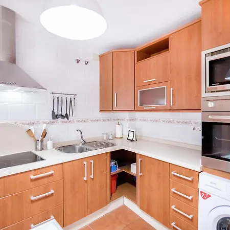 Bhost - Luna De San Lorenzo